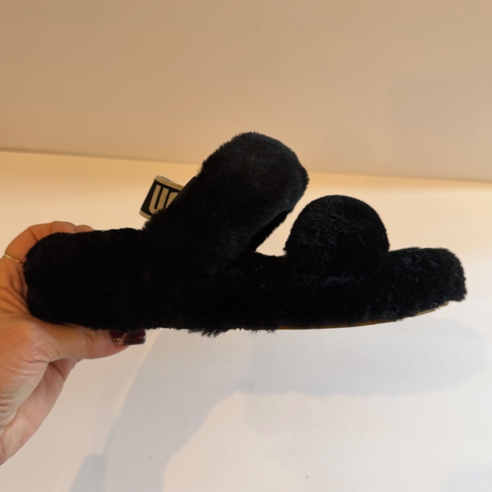 Ugg Fuzzy Black Slipper Slides, Size 7 - image 4